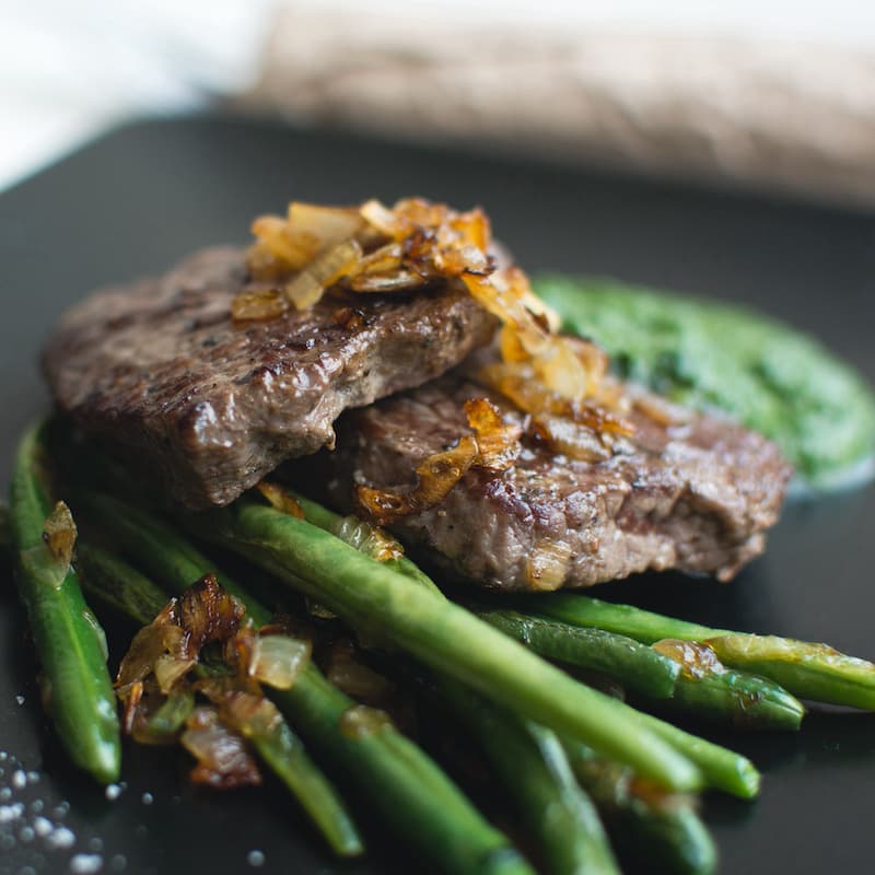 A nicely displayed food images